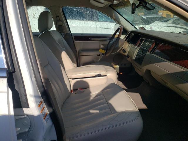 Photo 5 from auction – 2003 LINCOLN TOWN CAR S with VIN 1LNHM82W43Y623940