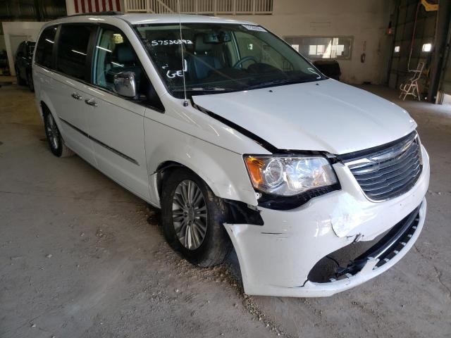 Photo 1 from auction – 2015 CHRYSLER TOWN & COU with VIN 2C4RC1CG2FR743433