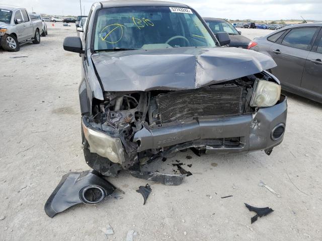 Photo 9 from auction – 2010 FORD ESCAPE XLS with VIN 1FMCU0C78AKA05121
