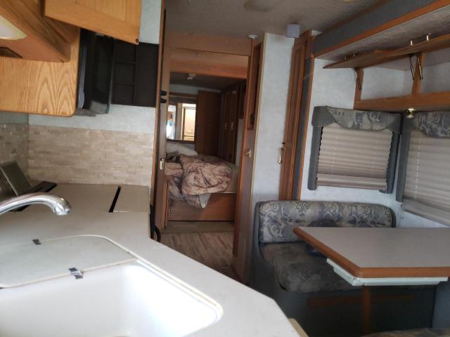 Photo 6 from auction – 2004 WINNEBAGO ADVENTURER with VIN 5B4MP67G133375486