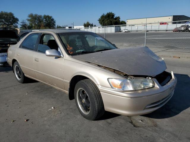 Photo 1 from auction – 2000 TOYOTA CAMRY CE with VIN JT2BG22K1Y0464353