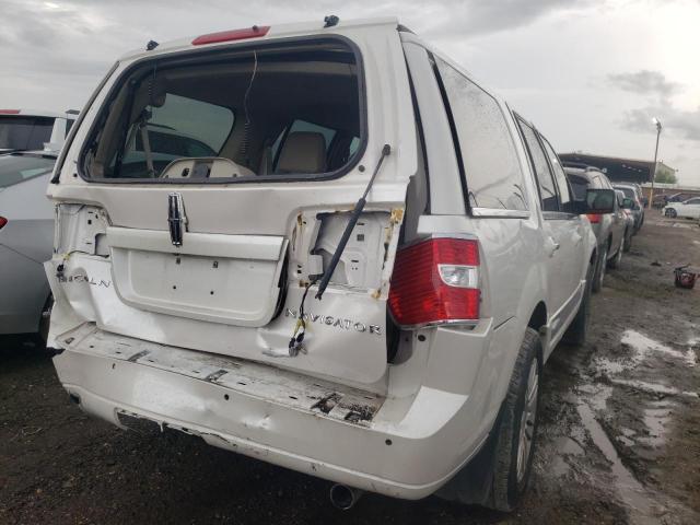 Photo 4 from auction – 2011 LINCOLN NAVIGATOR with VIN 5LMJJ2J55BEJ00567