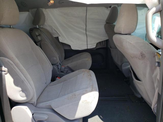 Photo 6 from auction – 2017 TOYOTA SIENNA LE with VIN 5TDKZ3DC6HS839535