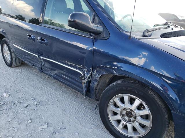 Photo 9 from auction – 2001 CHRYSLER TOWN & COU with VIN 2C8GP54L51R403859