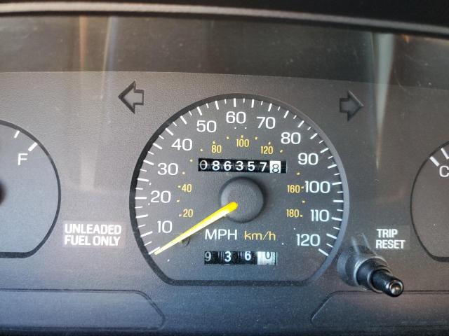 Photo 8 from auction – 1995 FORD ESCORT with VIN 3FASP13J2SR114461