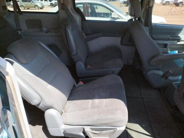 Photo 6 from auction – 2010 CHRYSLER TOWN & COU with VIN 2A4RR4DE0AR271815