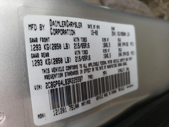 Photo 10 from auction – 2003 CHRYSLER TOWN & COU with VIN 2C8GP64L83R225597