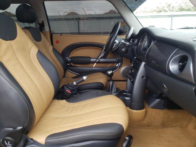 Photo 5 from auction – 2003 MINI COOPER with VIN WMWRC33403TC48315