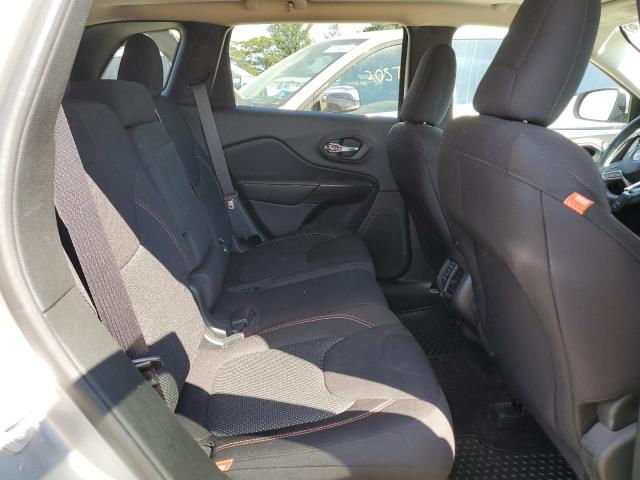 Photo 6 from auction – 2017 JEEP CHEROKEE L with VIN 1C4PJMCB5HW563683
