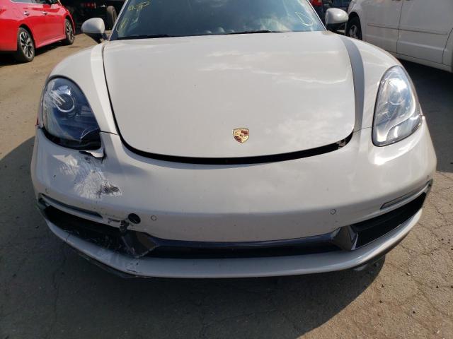 Photo 9 from auction – 2018 PORSCHE BOXSTER S with VIN WP0CB2A87JS228994