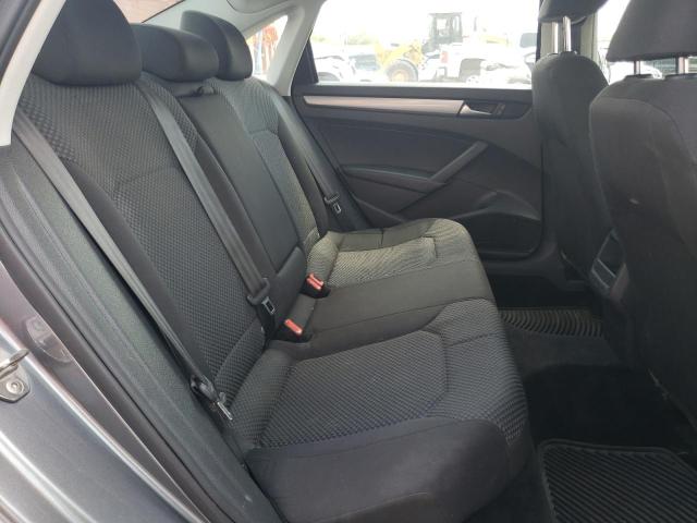 Photo 6 from auction – 2015 VOLKSWAGEN PASSAT S with VIN 1VWAT7A38FC095747