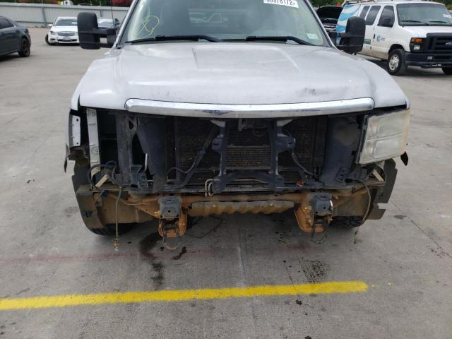 Photo 9 from auction – 2011 GMC SIERRA K15 with VIN 1GTR2VE07BZ305615