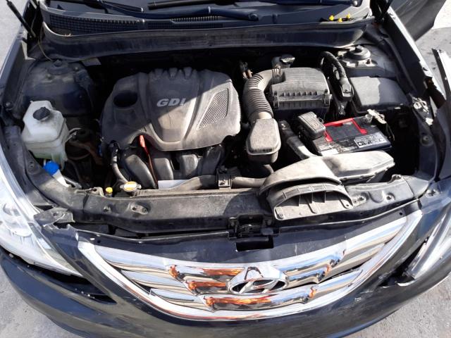 Photo 7 from auction – 2011 HYUNDAI SONATA SE with VIN 5NPEC4AC6BH047326