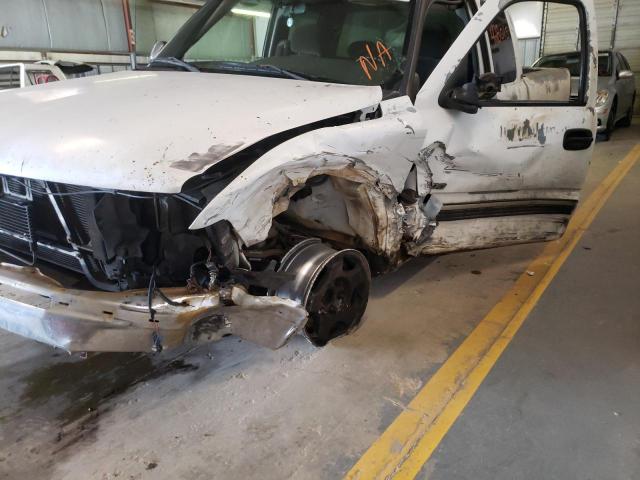 Photo 9 from auction – 2002 CHEVROLET SILVERADO with VIN 2GCEC19T521251300