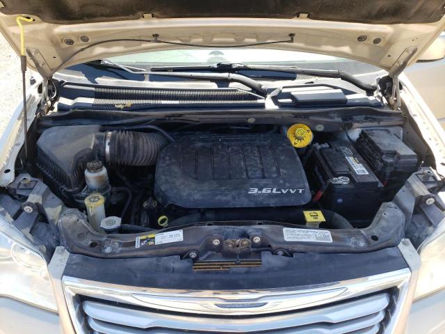 Photo 7 from auction – 2014 CHRYSLER TOWN & COU with VIN 2C4RC1BG3ER303494