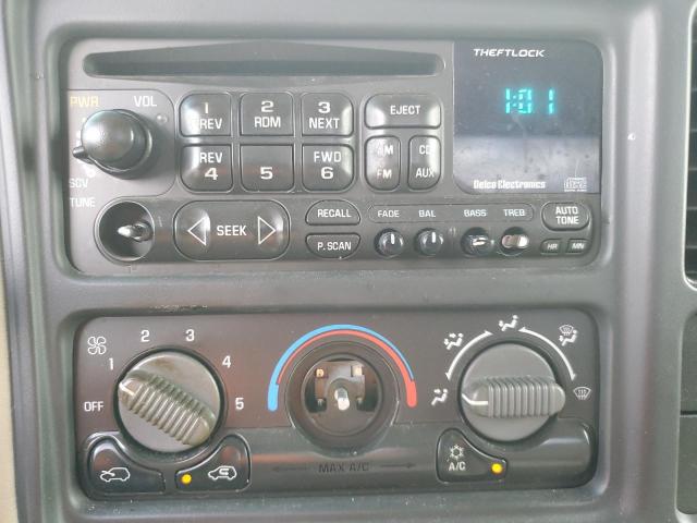 Photo 9 from auction – 2002 CHEVROLET SILVERADO with VIN 2GCEC19T221127503