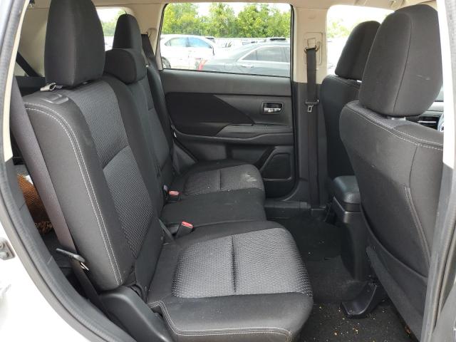 Photo 6 from auction – 2018 MITSUBISHI OUTLANDER with VIN JA4AZ3A36JZ040367
