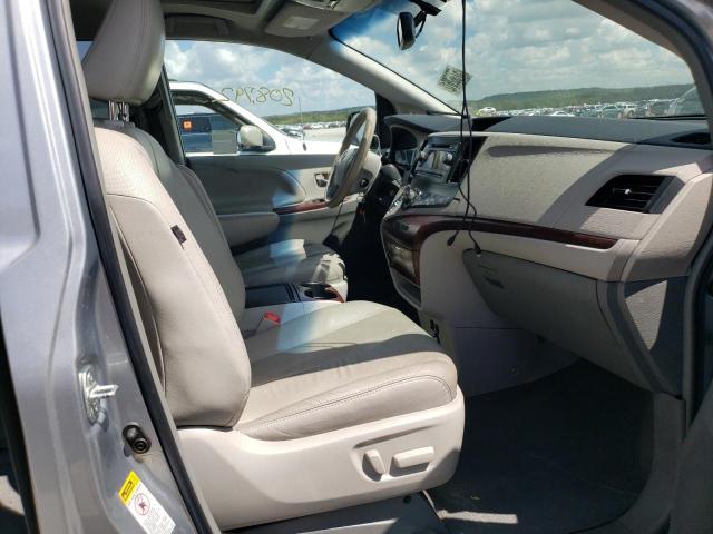 Photo 5 from auction – 2014 TOYOTA SIENNA XLE with VIN 5TDYK3DCXES430402