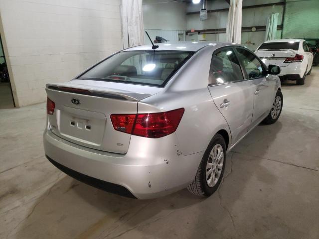 Photo 4 from auction – 2013 KIA FORTE EX with VIN KNAFU4A20D5715629