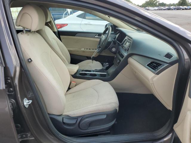 Photo 5 from auction – 2017 HYUNDAI SONATA SE with VIN 5NPE24AF0HH535760