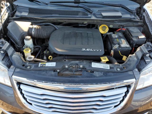 Photo 7 from auction – 2015 CHRYSLER TOWN & COU with VIN 2C4RC1BG3FR565288