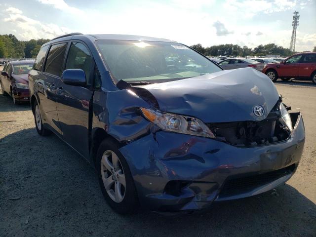 TOYOTA SIENNA LE 2017 with VIN 5TDKZ3DC7HS833422 - Photo from auction