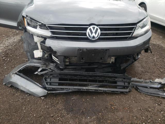 Photo 9 from auction – 2017 VOLKSWAGEN JETTA SE with VIN 3VWDB7AJ5HM281083