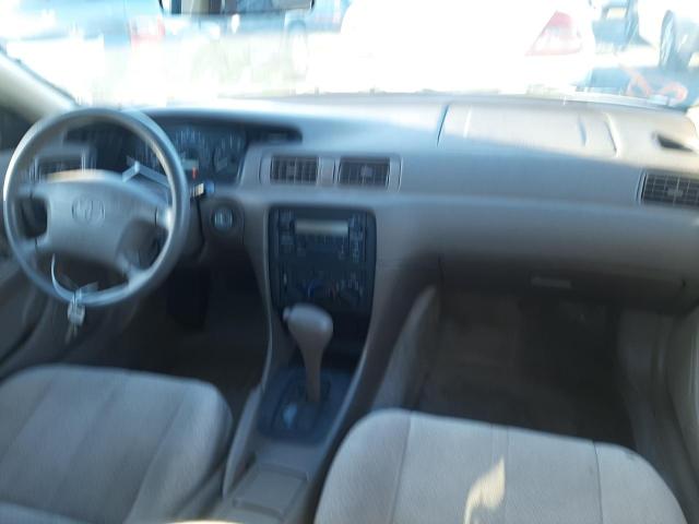 Photo 9 from auction – 2000 TOYOTA CAMRY CE with VIN JT2BG22K3Y0439454