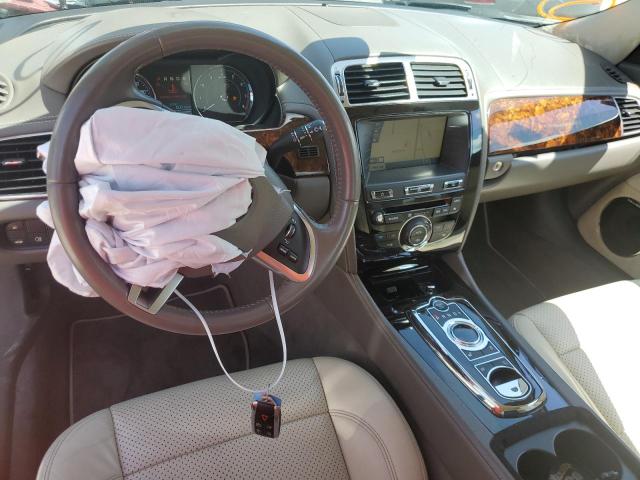 Photo 9 from auction – 2012 JAGUAR XK with VIN SAJWA4GB8CLB45655
