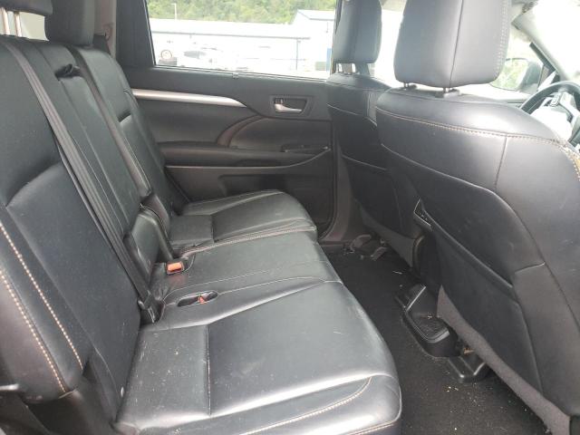 Photo 6 from auction – 2016 TOYOTA HIGHLANDER with VIN 5TDJKRFH6GS227006