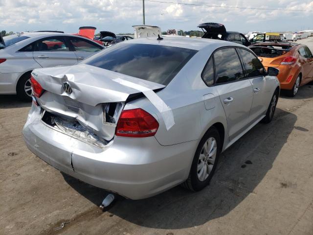 Photo 4 from auction – 2012 VOLKSWAGEN PASSAT S with VIN 1VWAH7A38CC110647