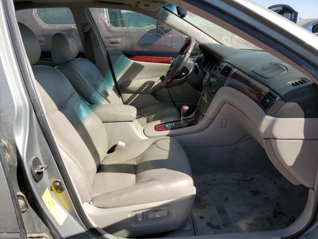 Photo 5 from auction – 2004 LEXUS ES 330 with VIN JTHBA30G845016801