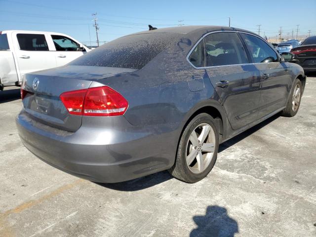 Photo 4 from auction – 2015 VOLKSWAGEN PASSAT S with VIN 1VWAT7A32FC088017