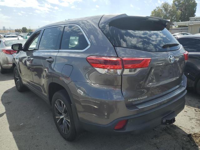 Photo 3 from auction – 2018 TOYOTA HIGHLANDER with VIN 5TDBZRFH4JS826039