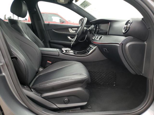 Photo 5 from auction – 2017 MERCEDES-BENZ E 300 with VIN WDDZF4JB7HA036924