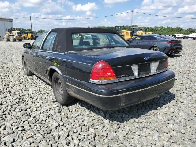 Photo 3 from auction – 2001 FORD CROWN VICT with VIN 2FAFP74W71X134459