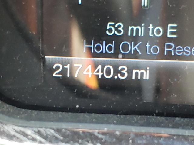 Photo 8 from auction – 2019 LINCOLN MKT with VIN 2LMHJ5NK9KBL04436