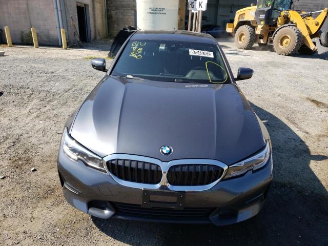 Photo 9 from auction – 2021 BMW 330XI with VIN 3MW5R7J04M8C07258