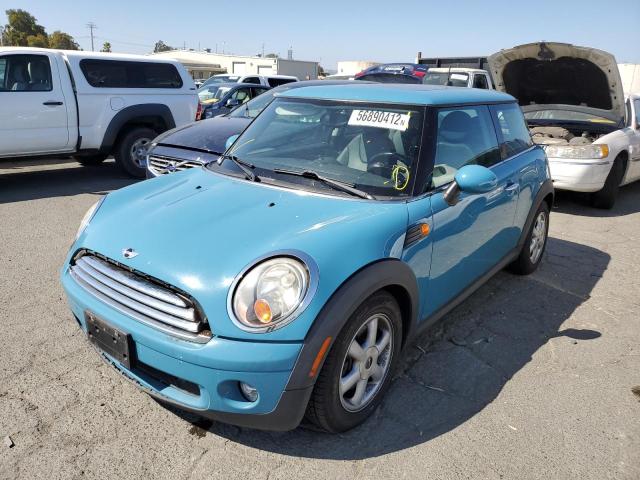 Photo 2 from auction – 2008 MINI COOPER with VIN WMWMF33568TT67677