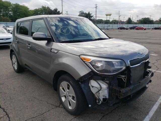 KIA SOUL 2015 with VIN KNDJN2A20F7211135 - Photo from auction
