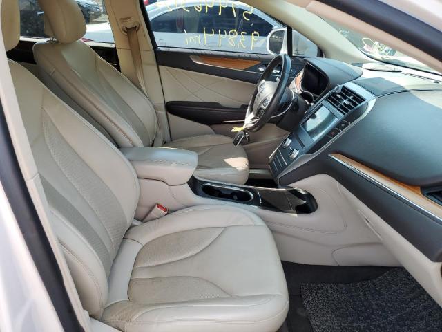 Photo 5 from auction – 2017 LINCOLN MKC SELECT with VIN 5LMCJ2D93HUL45373
