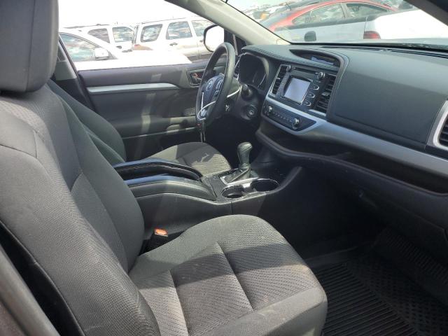 Photo 5 from auction – 2018 TOYOTA HIGHLANDER with VIN 5TDBZRFH4JS826039