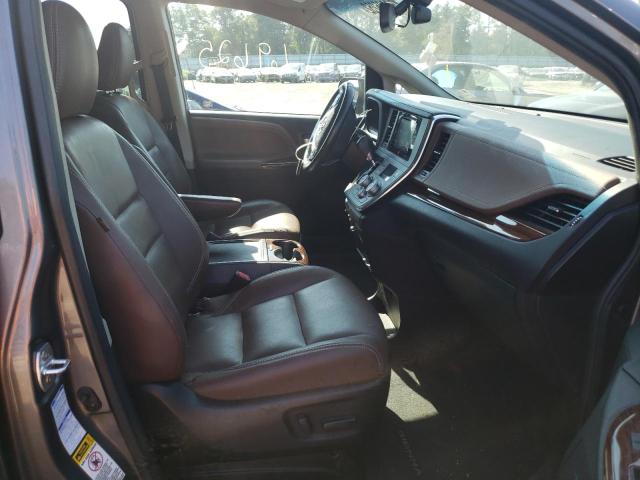 Photo 5 from auction – 2017 TOYOTA SIENNA XLE with VIN 5TDDZ3DC3HS165935