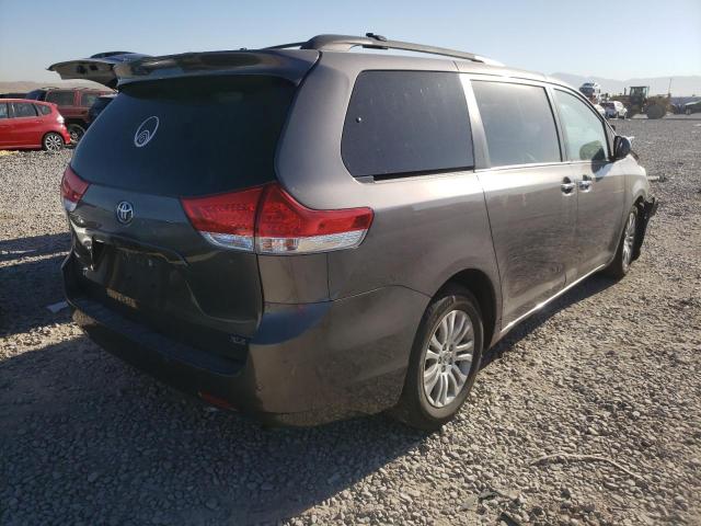 Photo 4 from auction – 2012 TOYOTA SIENNA XLE with VIN 5TDYK3DCXCS199062