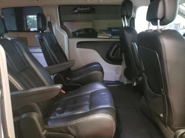 Photo 6 from auction – 2013 CHRYSLER TOWN & COU with VIN 2C4RC1BG4DR787576
