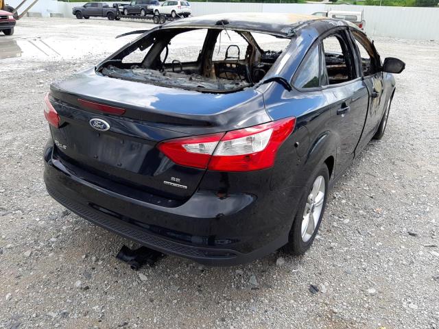 Foto 4 de la subasta – 2014 FORD FOCUS SE con VIN 1FADP3F28EL268815