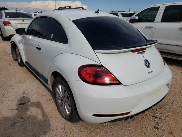Photo 3 from auction – 2017 VOLKSWAGEN BEETLE 1.8 with VIN 3VWF17AT2HM614305