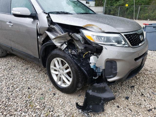 Photo 9 from auction – 2015 KIA SORENTO LX with VIN 5XYKT3A62FG615883