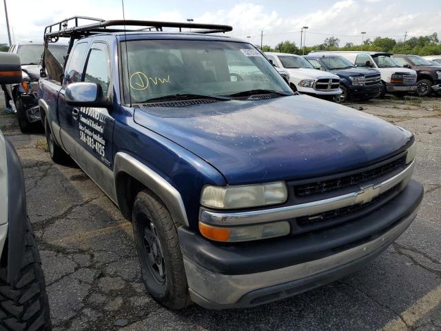 CHEVROLET silverado 2001 with VIN 2GCEC19VX11323575 - Photo from auction