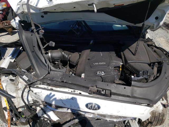 Photo 7 from auction – 2016 KIA K900 with VIN KNALU4D3XG6032214